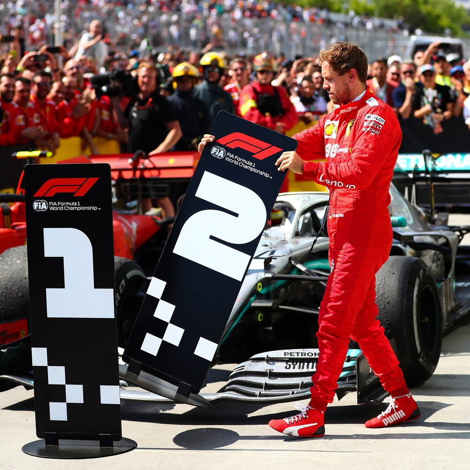 威廉姆斯横扫哈斯车队，汉密尔顿点燃赛场的简单介绍